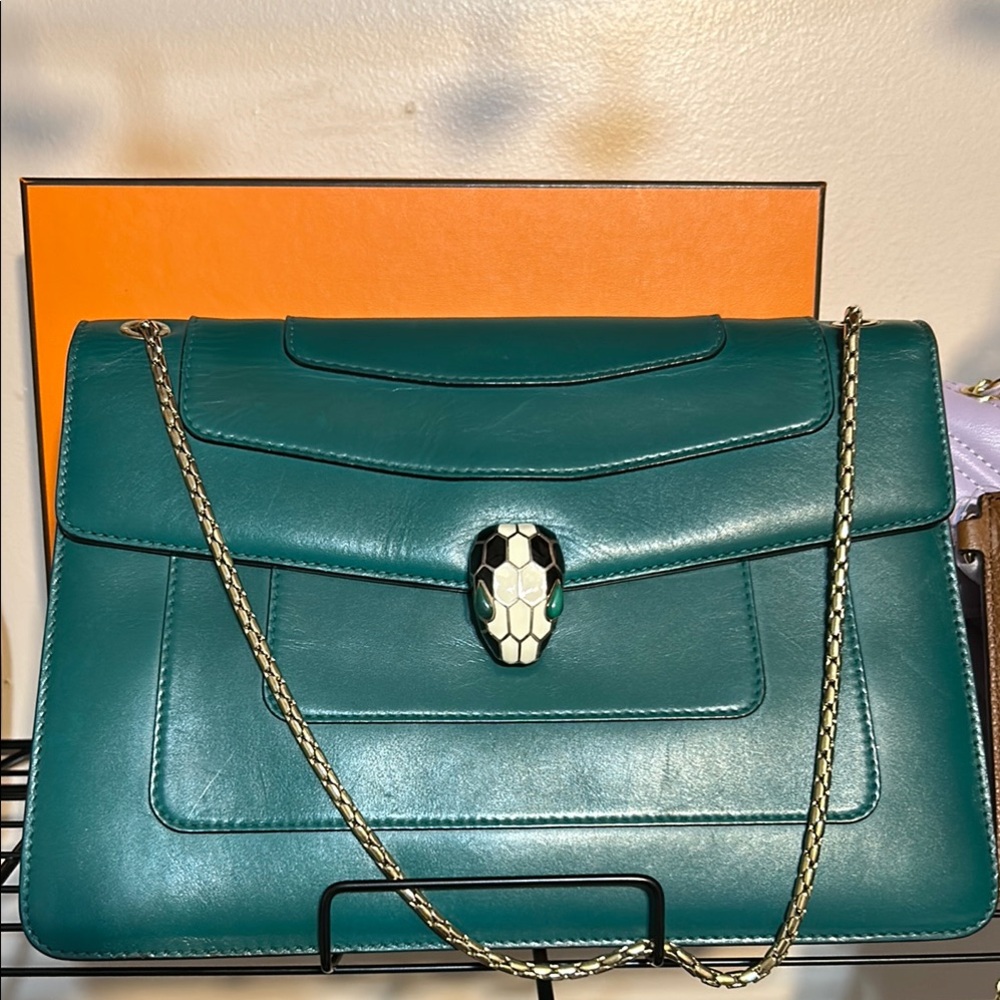 SORRYSOLD. BVLGARI lSerpini Forever Clutch